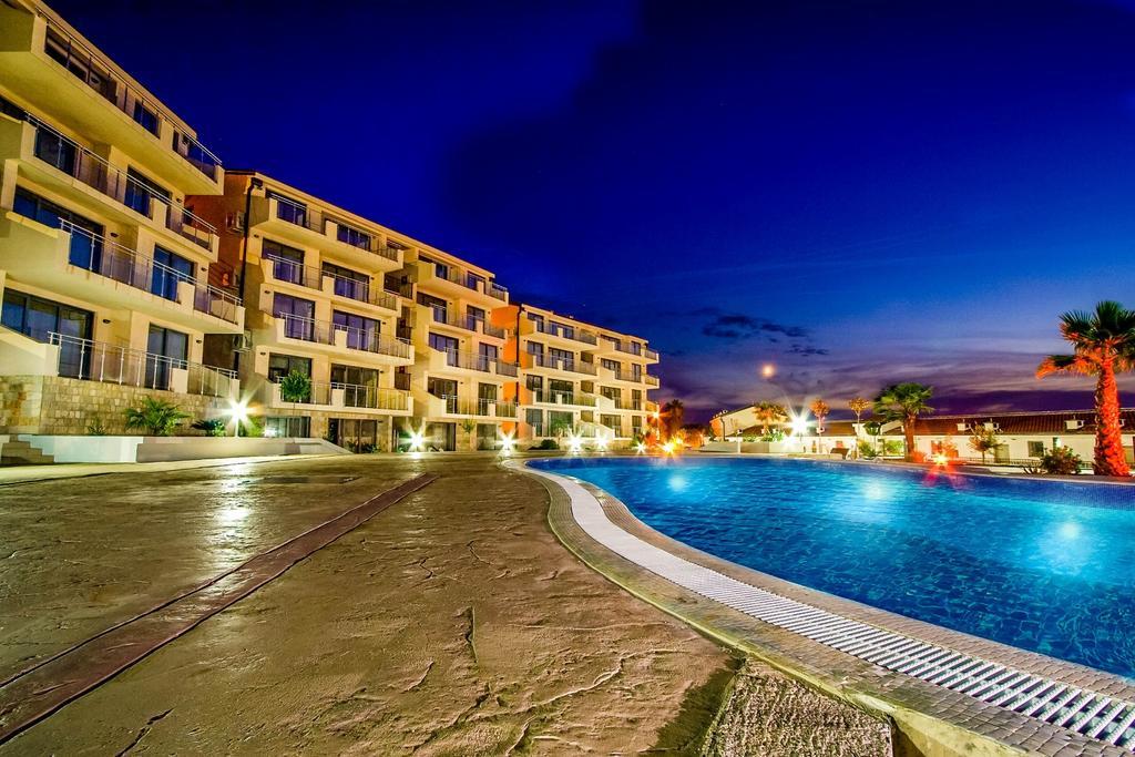 Montetrest Apartments Светі-Стефан Екстер'єр фото