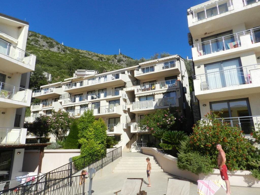 Montetrest Apartments Светі-Стефан Екстер'єр фото
