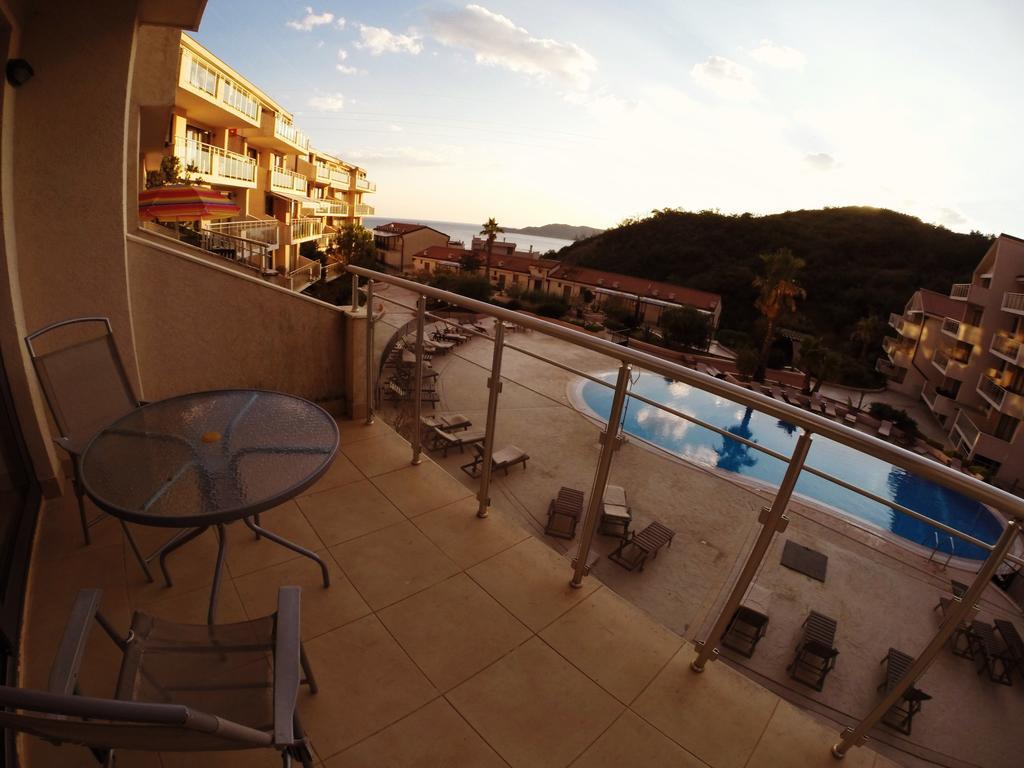 Montetrest Apartments Светі-Стефан Екстер'єр фото