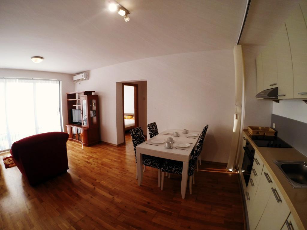 Montetrest Apartments Светі-Стефан Екстер'єр фото
